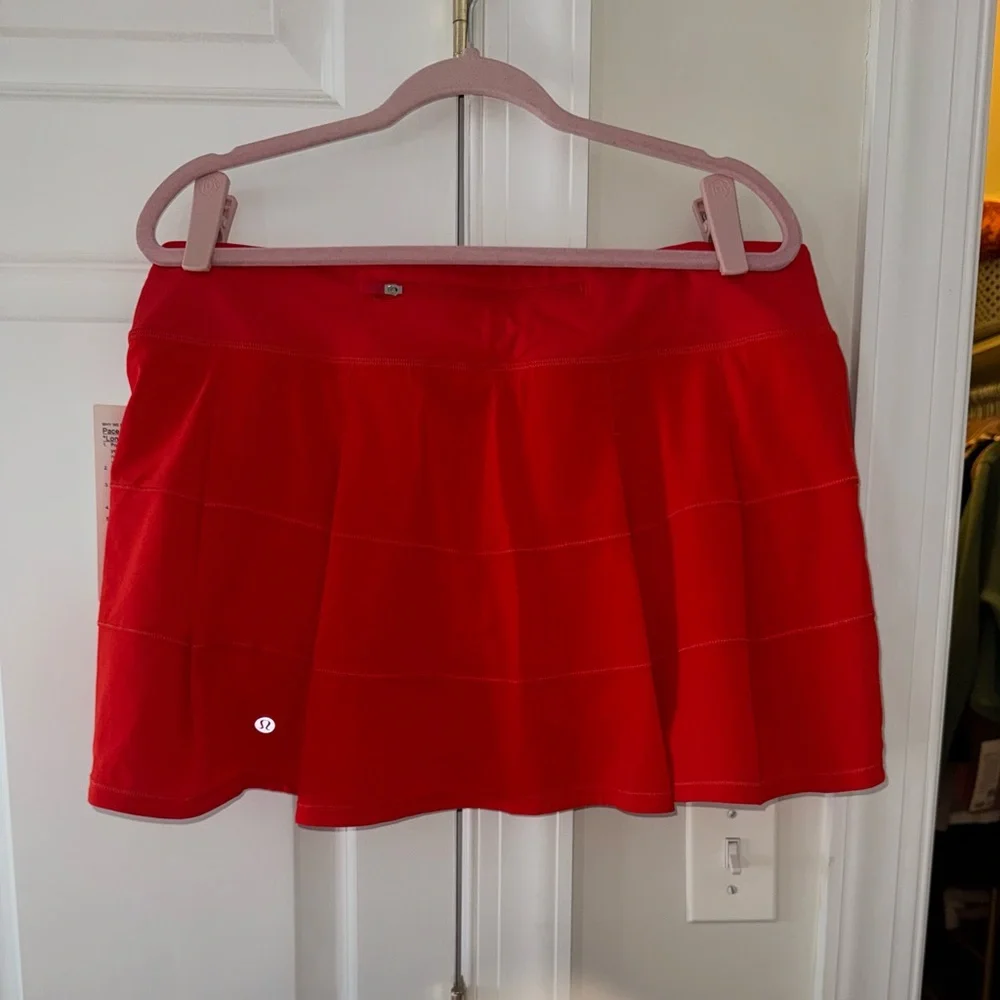 NWT Lululemon Pace Rival Mid-Rise Skirt in Hot Heat, Size 12. - Picture 5 of 10